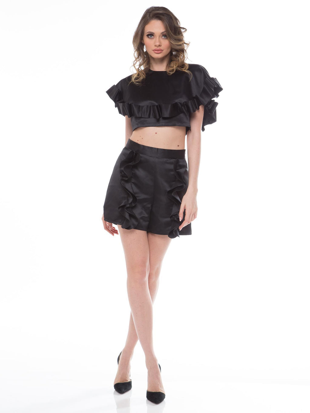 RUFFLE CROP TOP AND SHORT PANTS